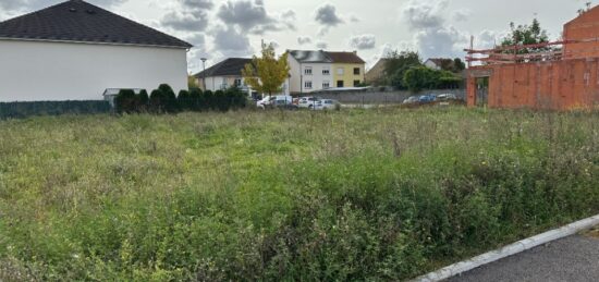 Terrain à bâtir à Fameck, Grand Est