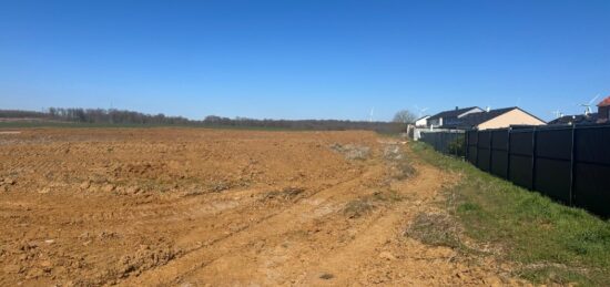 Terrain à bâtir à Ottange, Grand Est